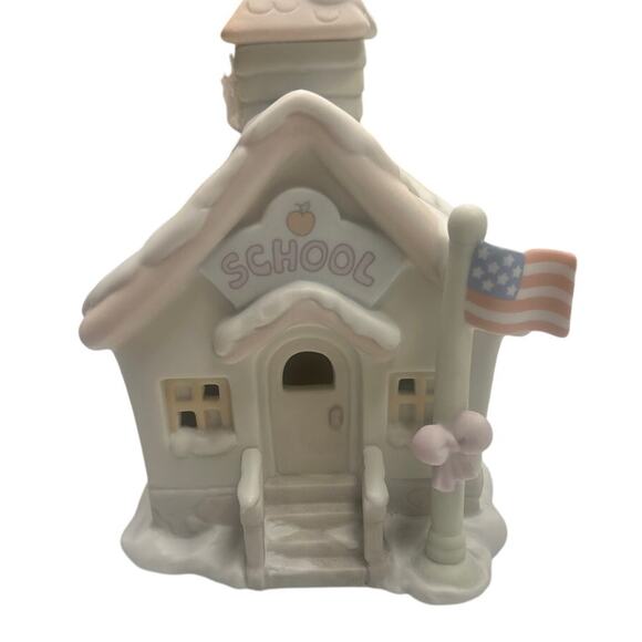 Precious Moments by Enesco Sugar Town Schoolhouse 6 Piece Set